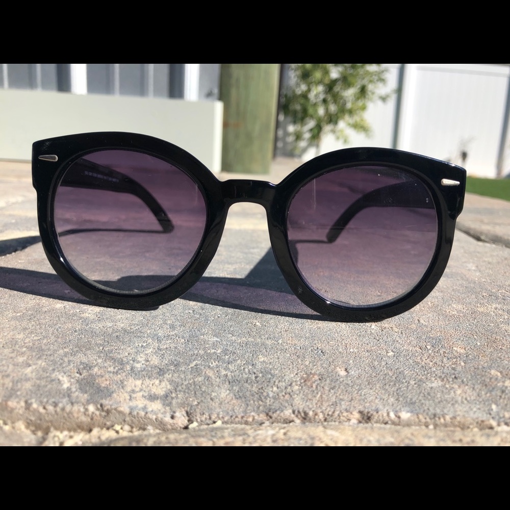 Black Chic Sunglasses